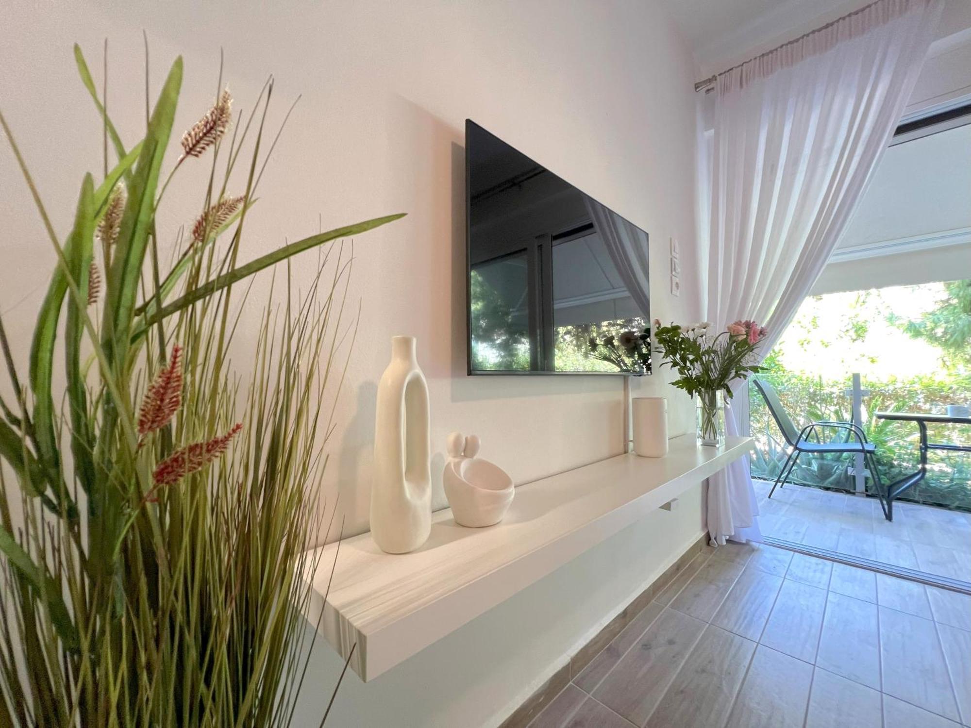 Emerald Lake Residence Athena Bagian luar foto